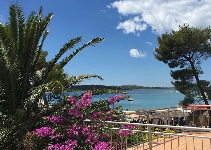 アパート By The Sea Pirovac, Sibenik - 14820