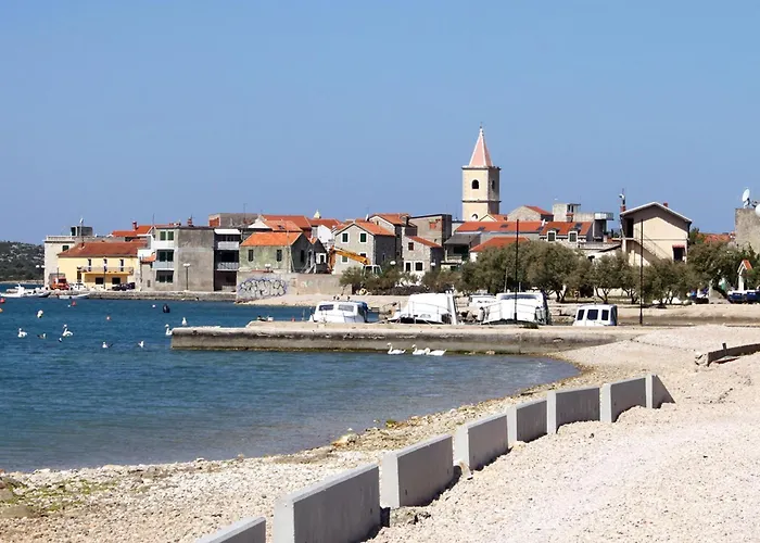 By The Sea Pirovac, Sibenik - 14820 *